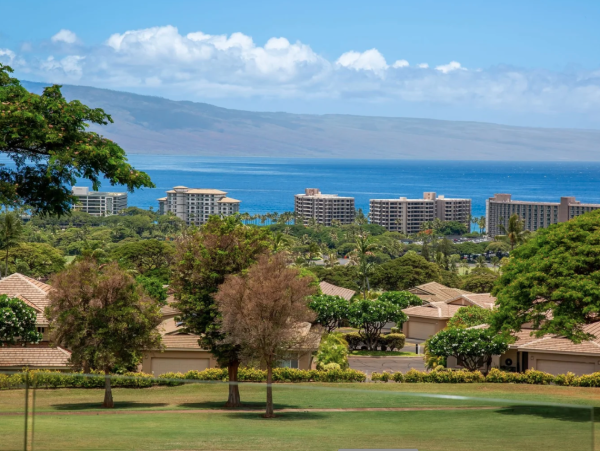 Luxury Estate Vacation Home - Golf Course Estate Near Beach